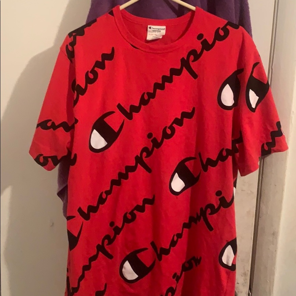 XL red champion explode script T-shirt